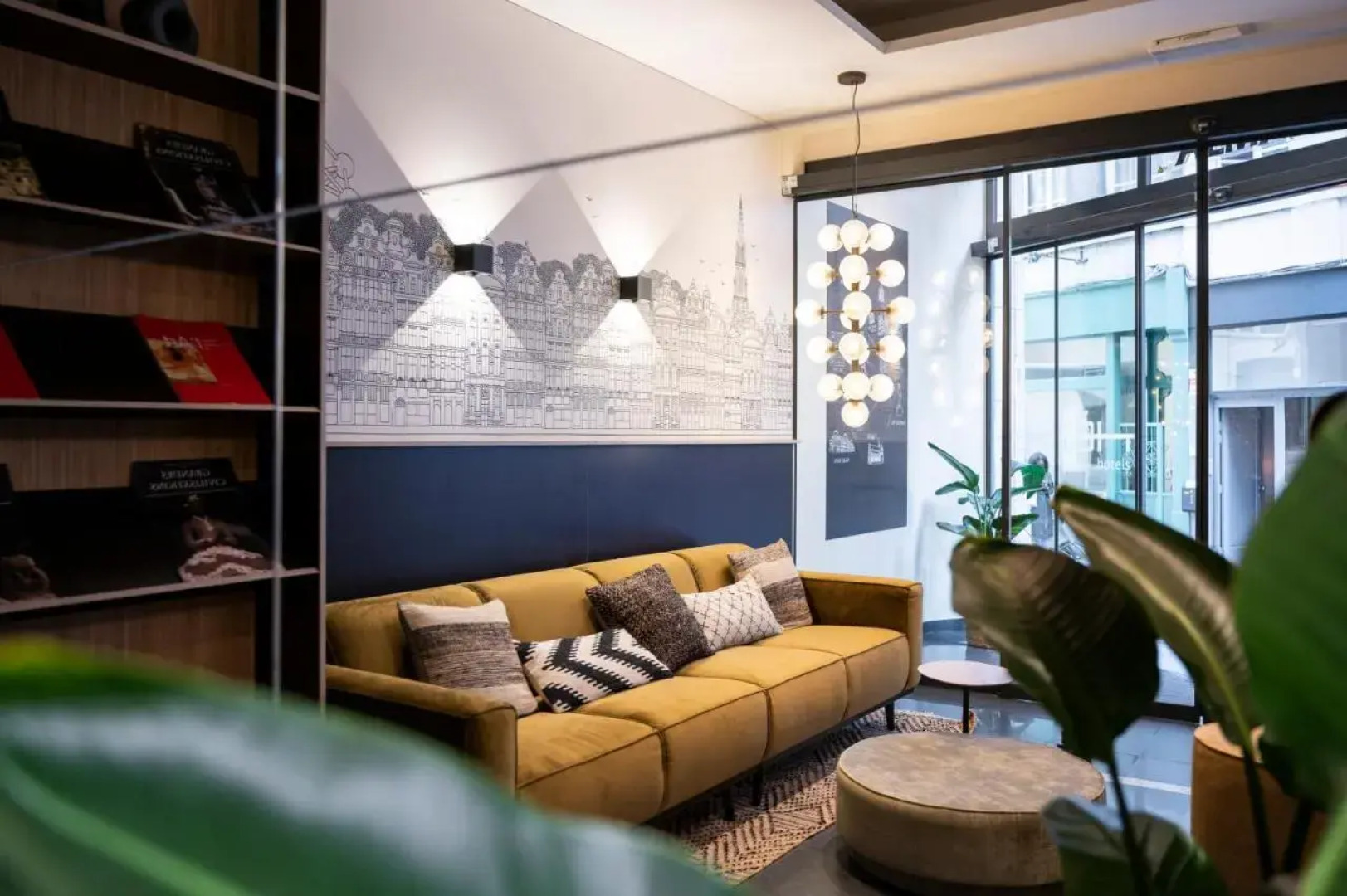 Alma Grand Place Hotel