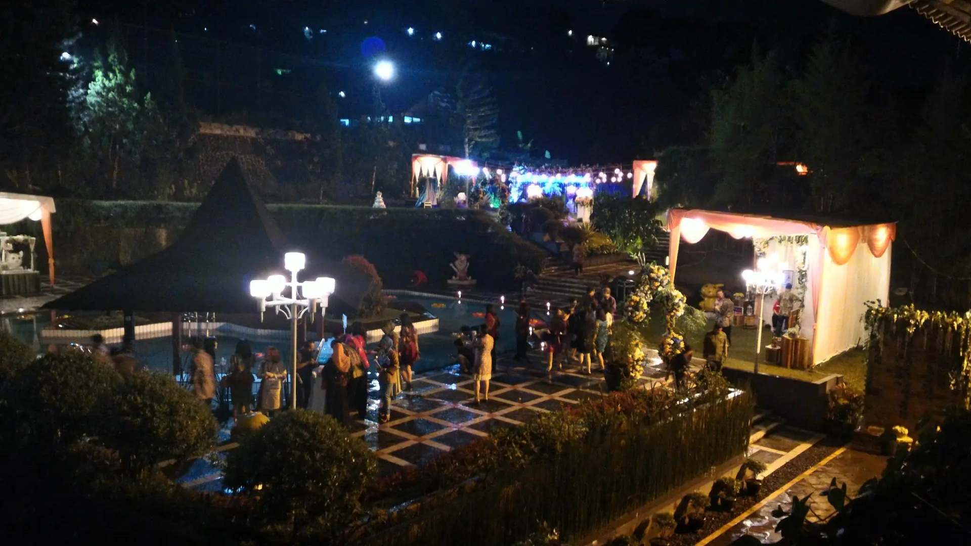 Queen Garden Hotel