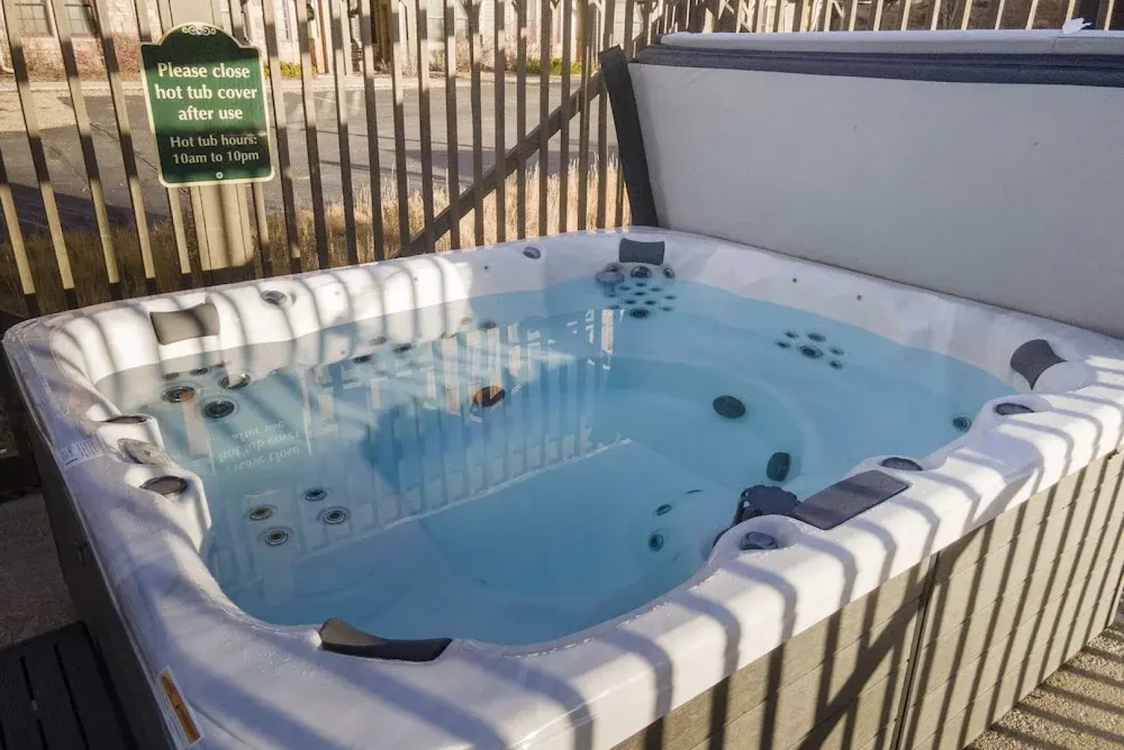 Palomino At Kicking Horse 2 Bedroom Cabin by Redawning