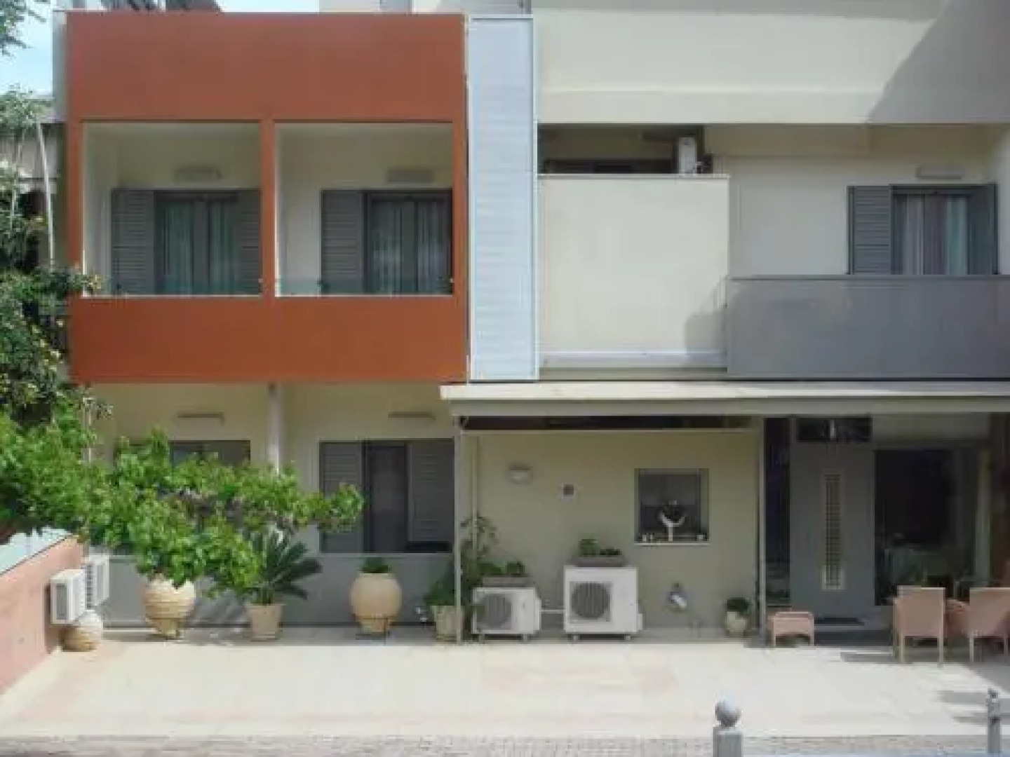 Onira Boutique Hotel