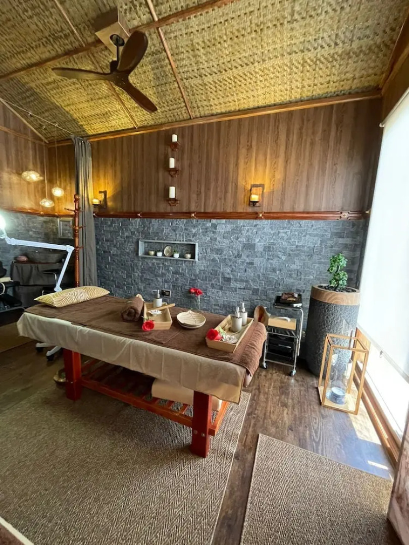 La Digue Luxury Beach Bungalow Spa & Gym