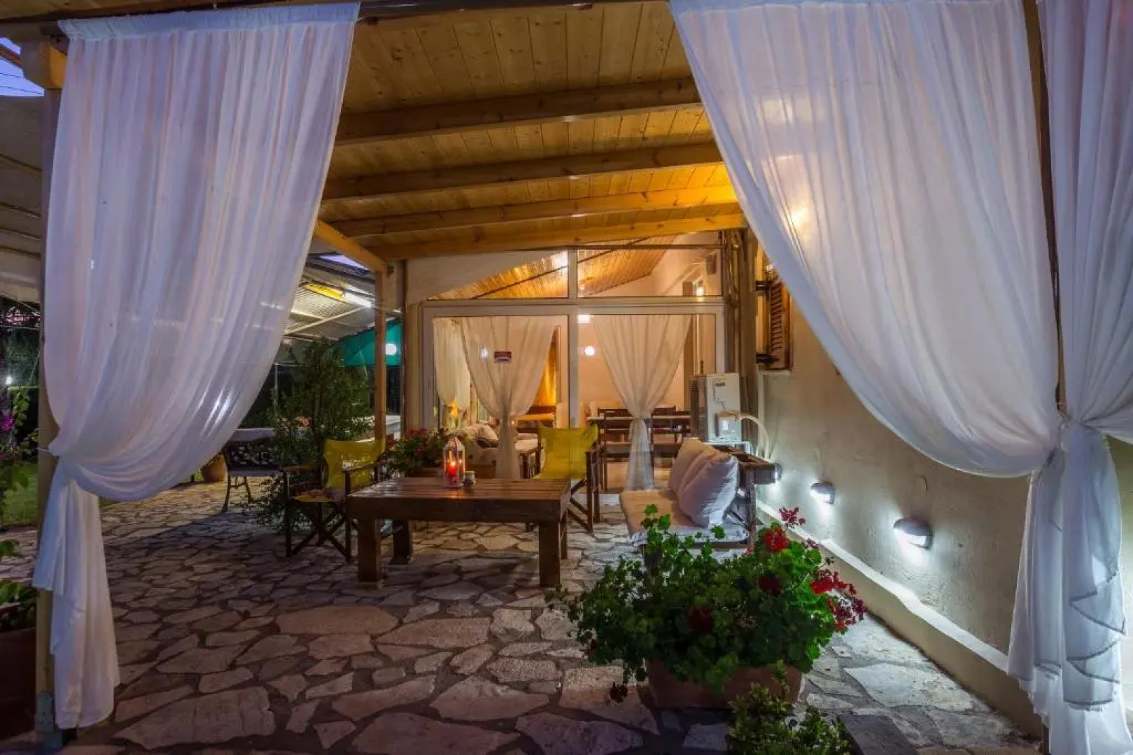 Olive House Villa and Studio