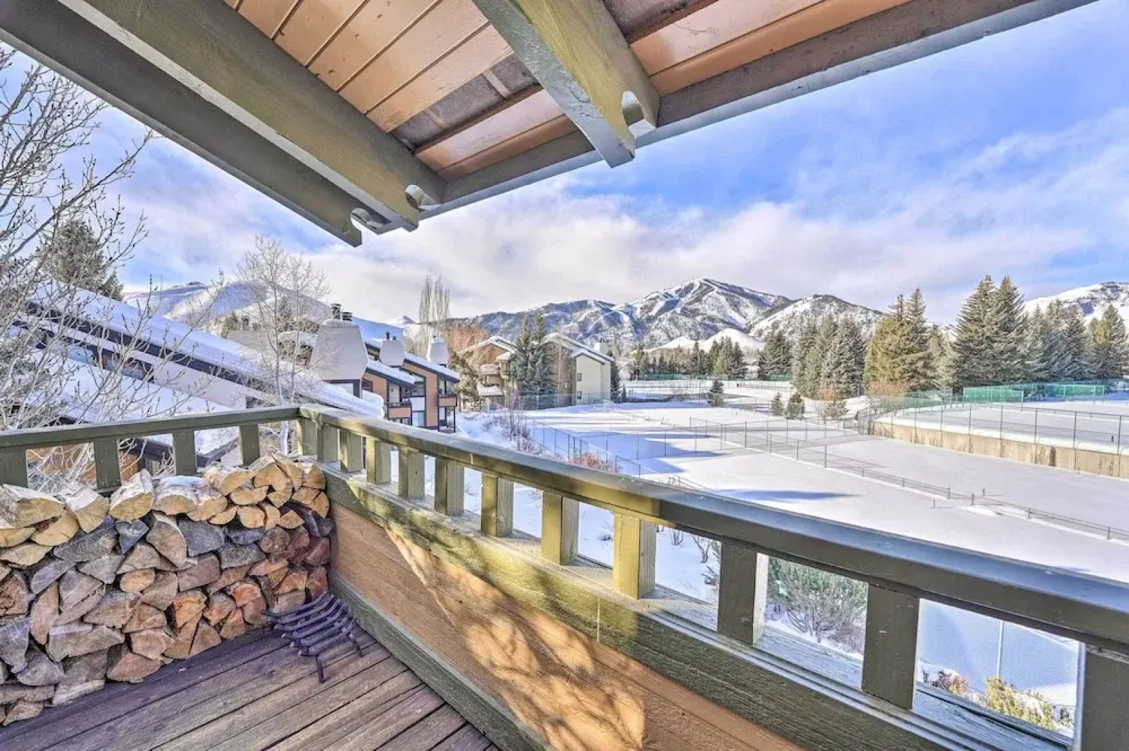 Sun Valley Resort Getaway < 2 Mi to Ski Lifts