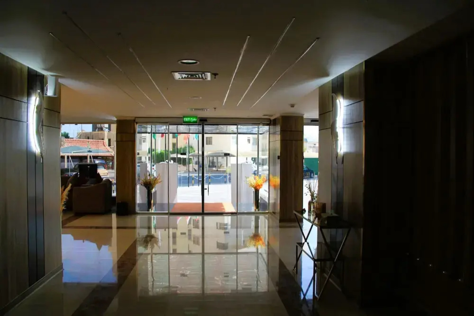 Plaza Athenee Hotel Kuwait