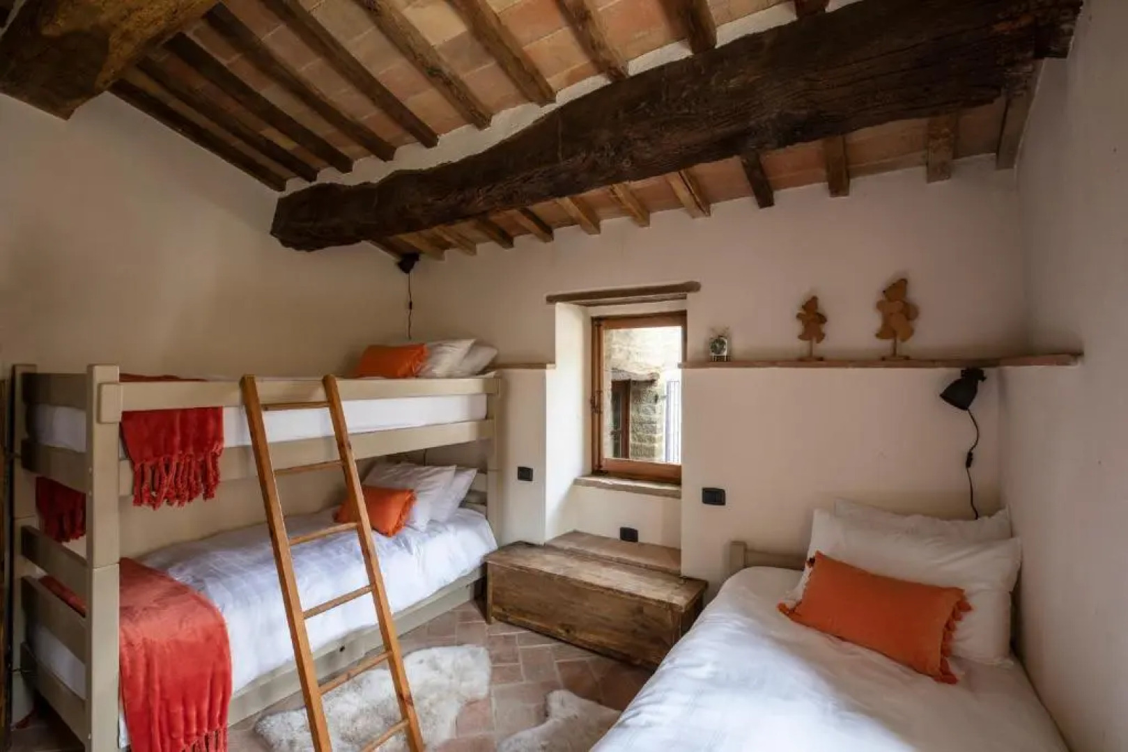 Il Monte Holiday Home