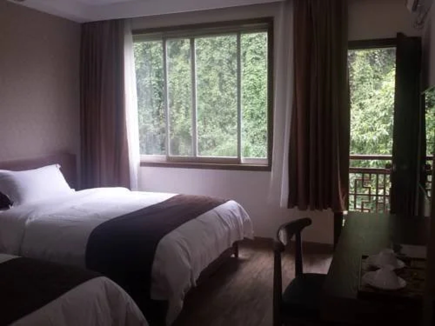 Yangshuo Big Banyan Tree James Joyce Coffetel