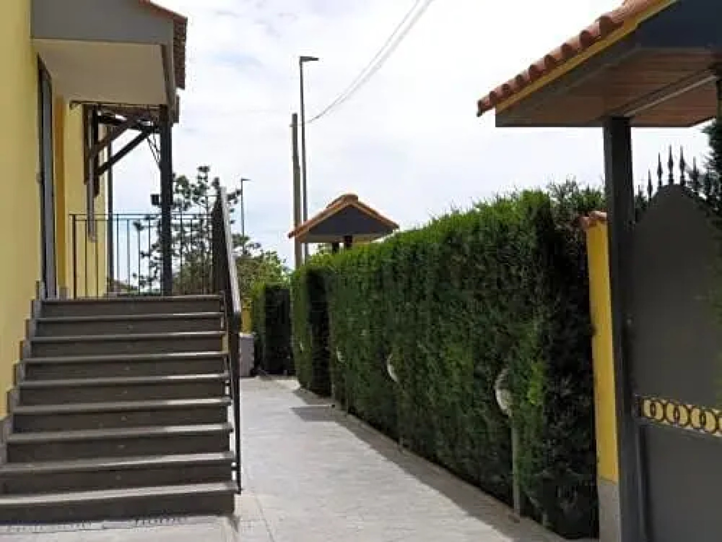 Fly In The World B&B