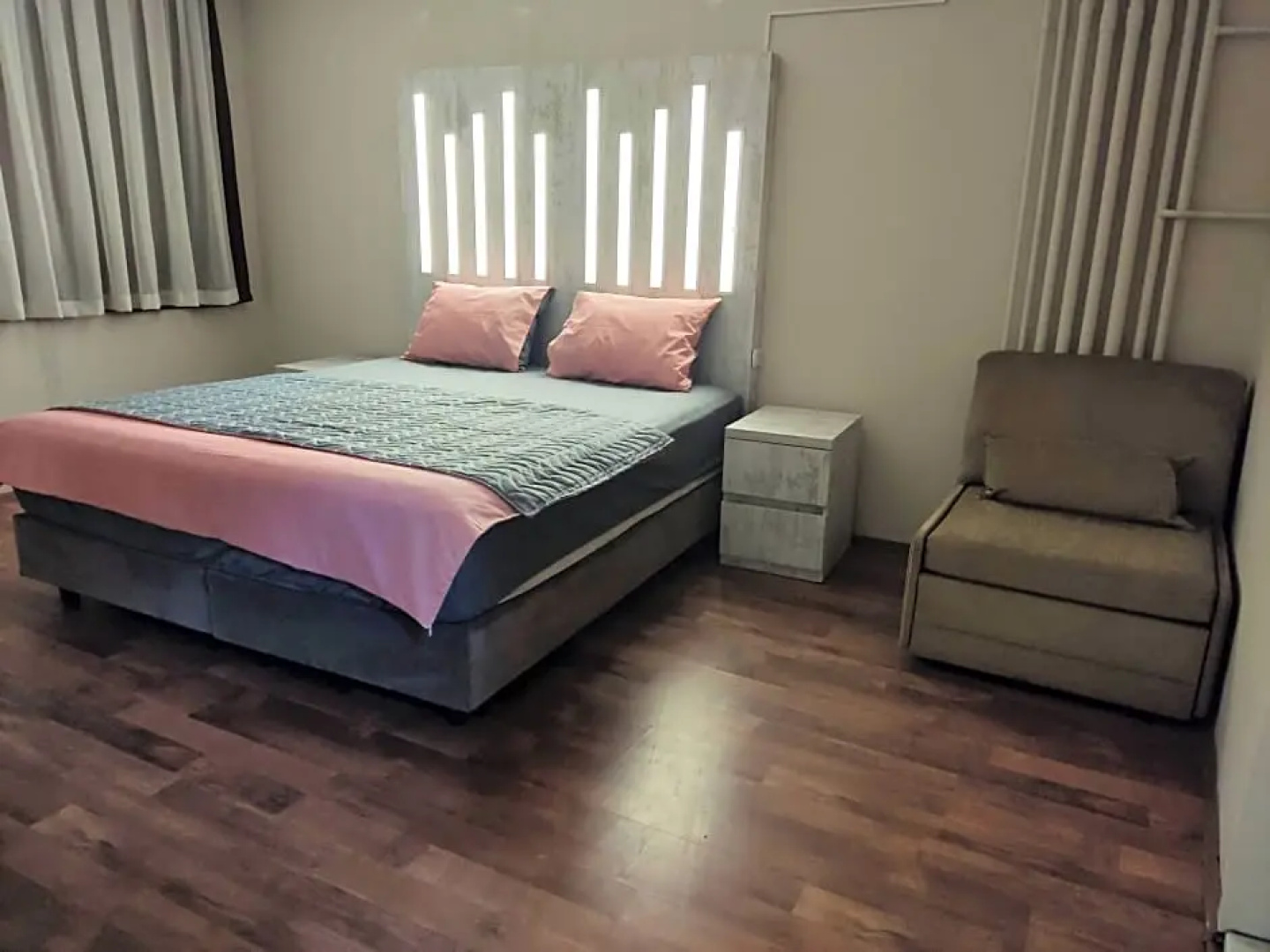 premium hotel