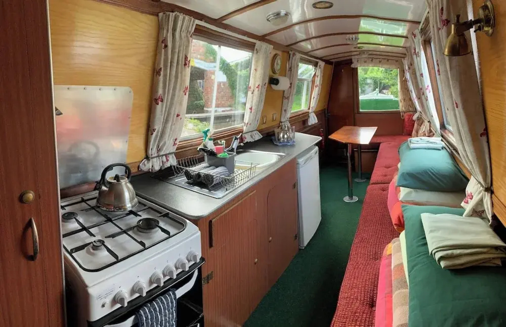 Canal Cove Retreat in Stone