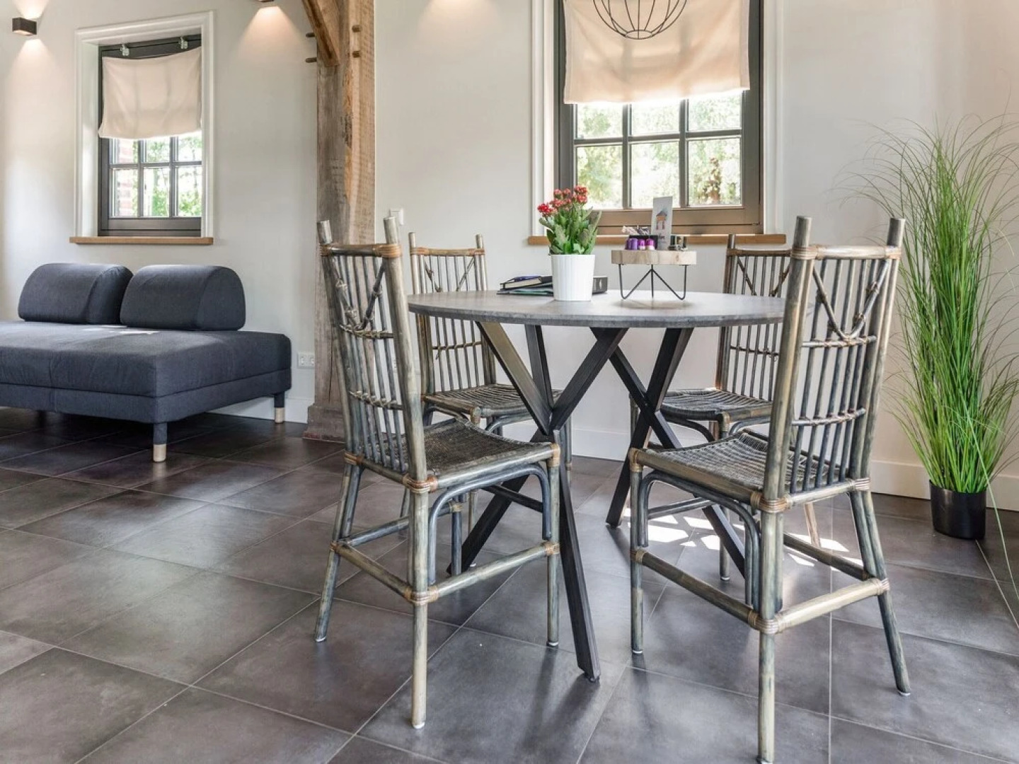 Lush Holiday Home With a Private Hot Tub