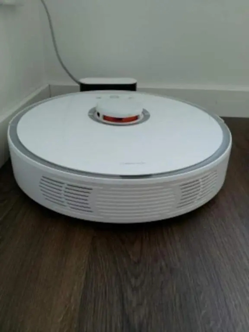 90m2 on pedestrian street on Top Floor, penthouse suite, great view! Incl linen and all