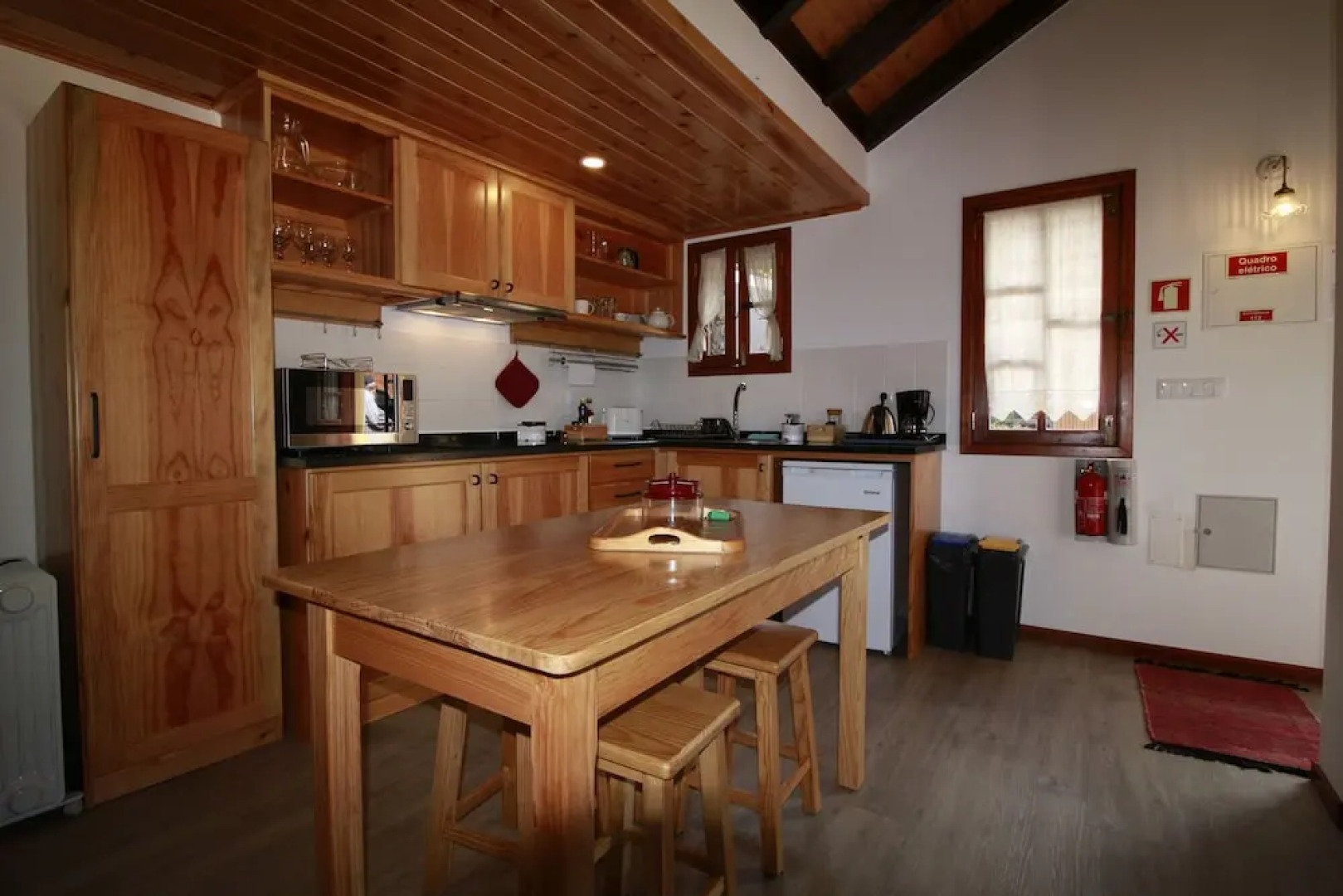 Palheiro das Feiteiras by AnaLodges