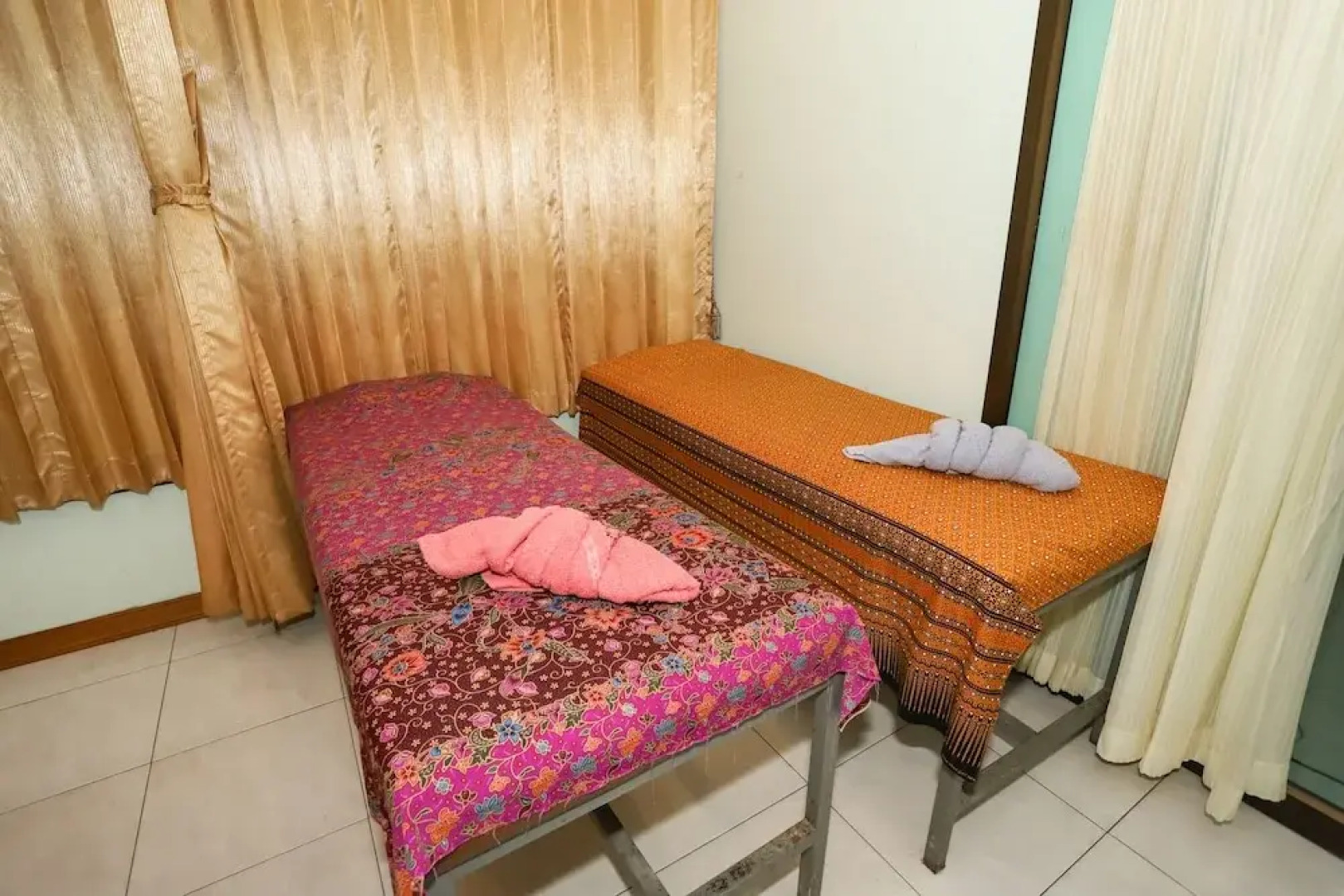 Where The Sea Meets You - Bang Saphan