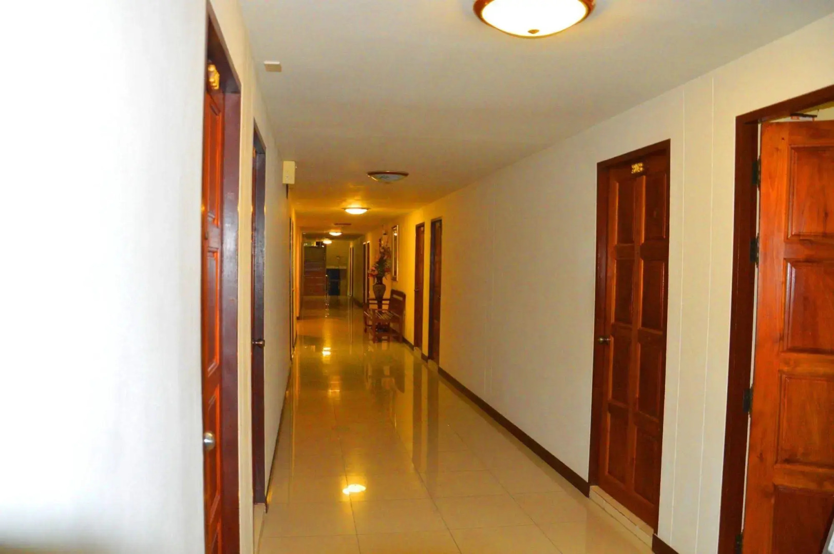 Silver Gold Garden Suvarnabhumi Airport Hotel