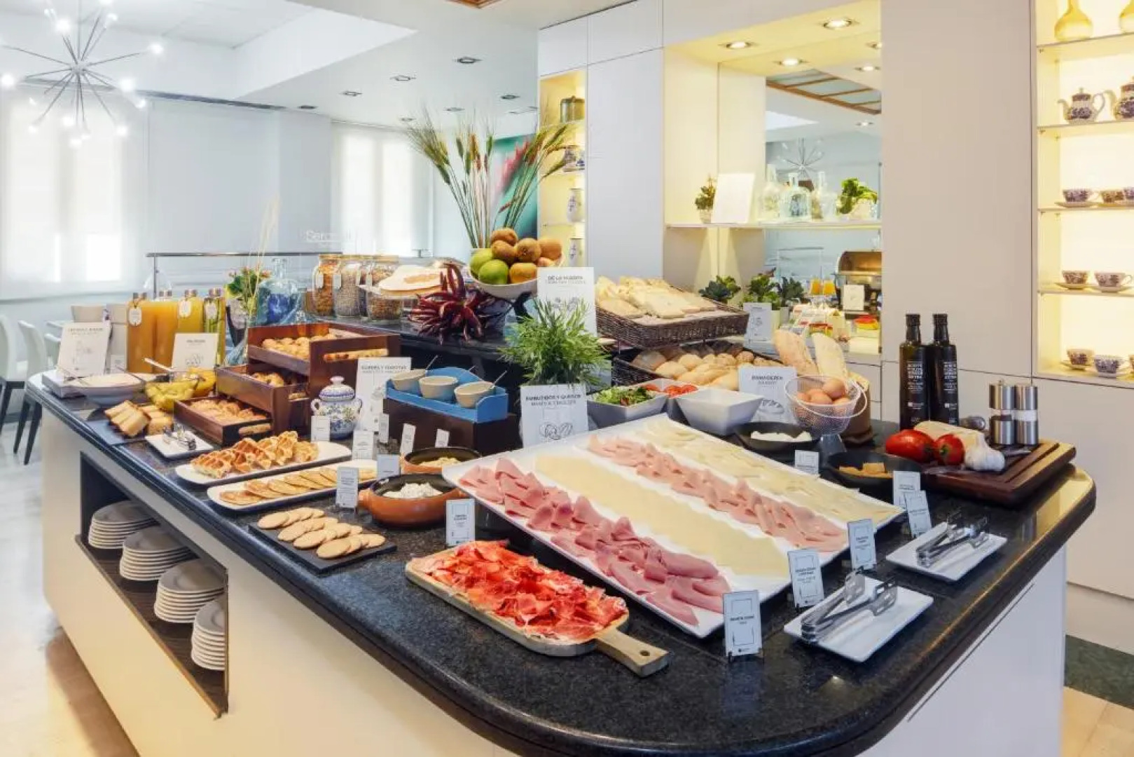 Отель Sercotel Alcalá 611