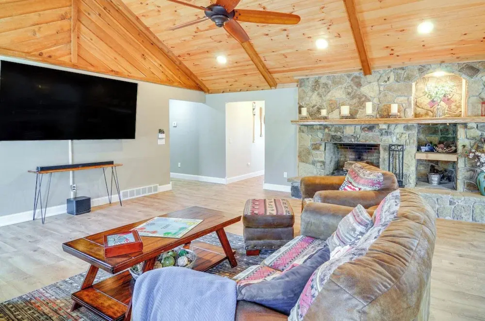 River-view Somerset Home: Large Deck, Fire Pit!