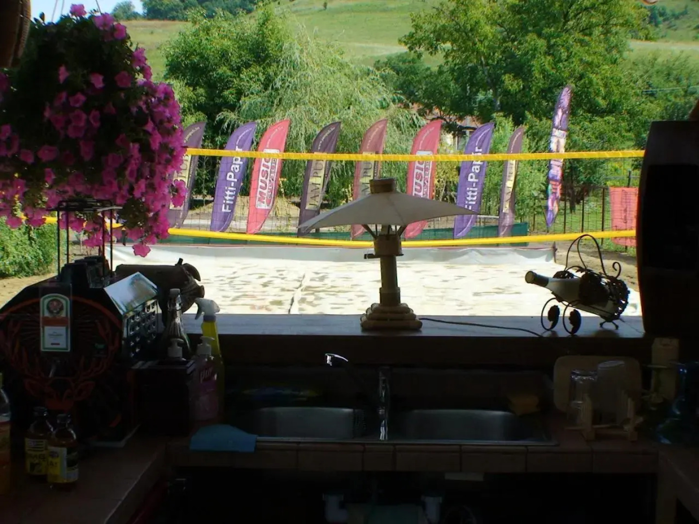 Holiday Vendégház és Szabadidőkert