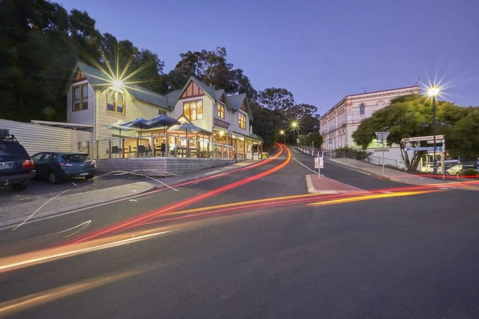 Bushmans Cafe and Accommodation