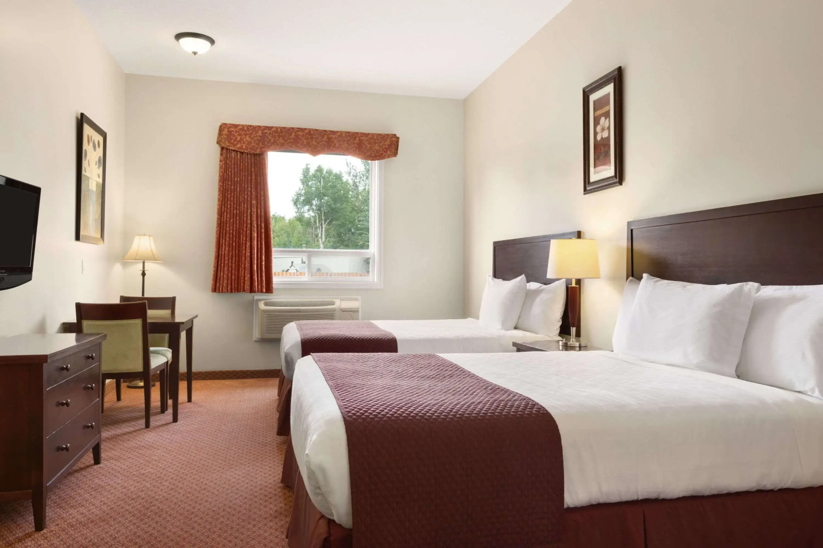 Days Inn by Wyndham Chetwynd