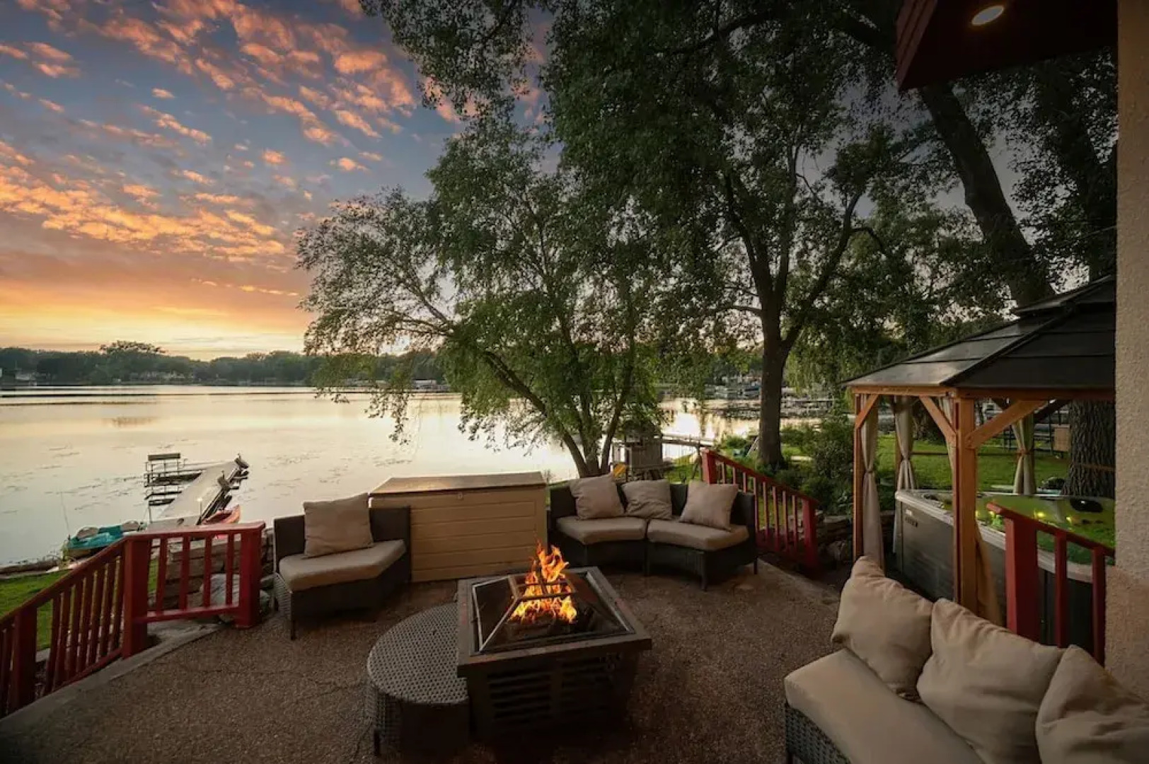 Minnesota Lakehouse Retreat