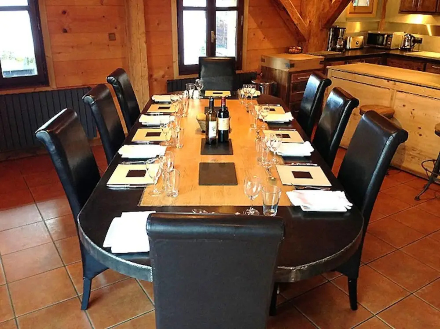 Apartment with 5 Bedrooms in Montriond, with Wonderful Mountain View, Furnished Garden And Wifi - 7 Km From the Slopes