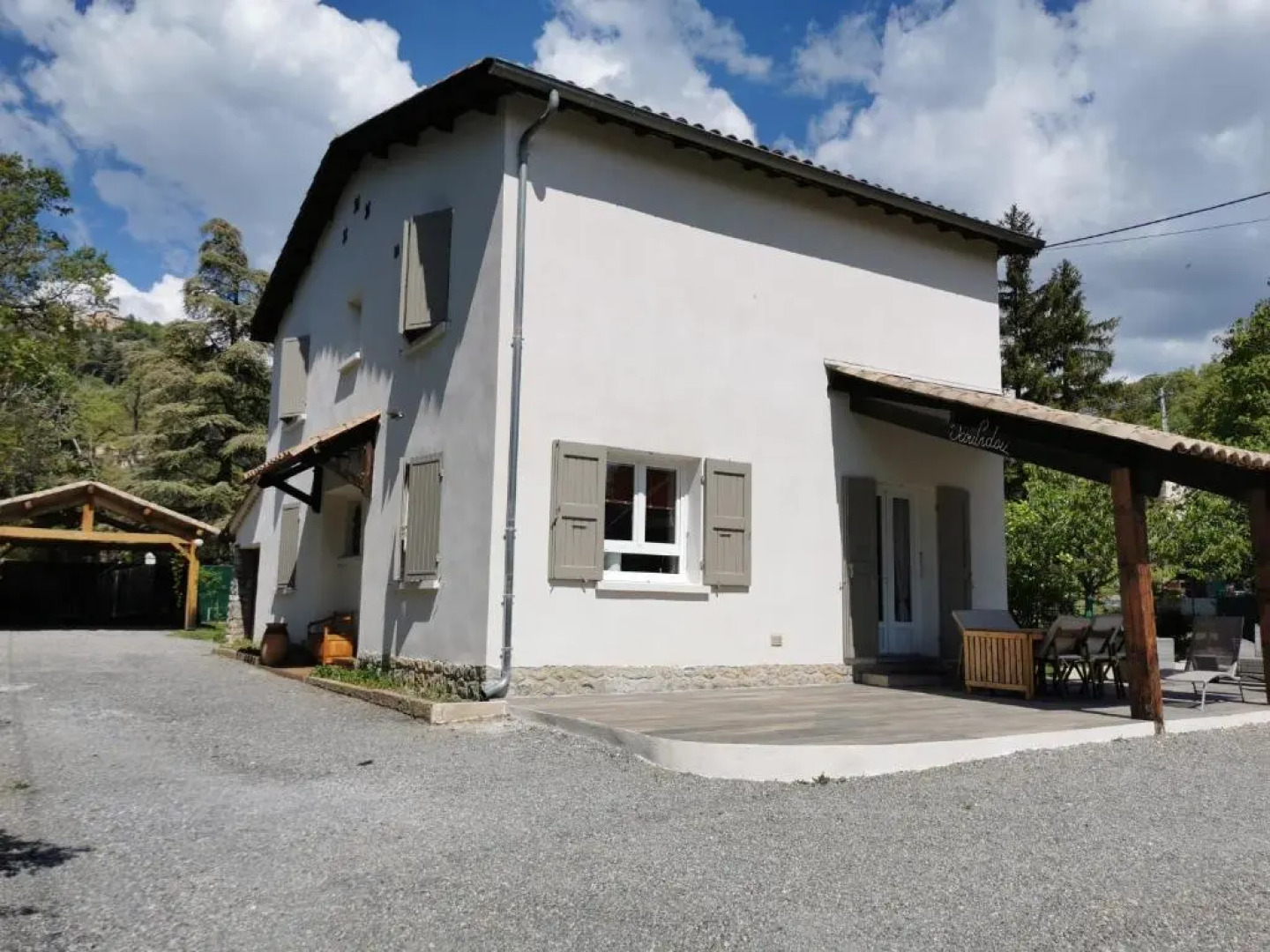 Maison 3 étoiles avec jardin pour familles, sportifs, curistes...