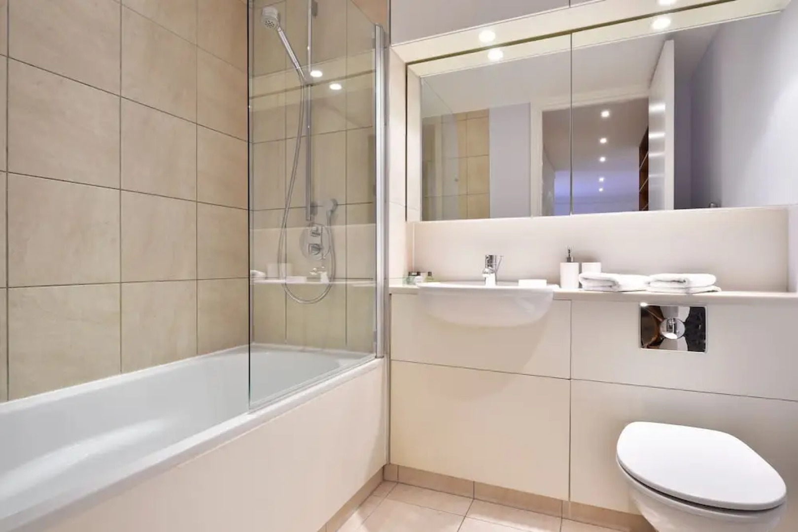 Still Life St. Paul's Executive