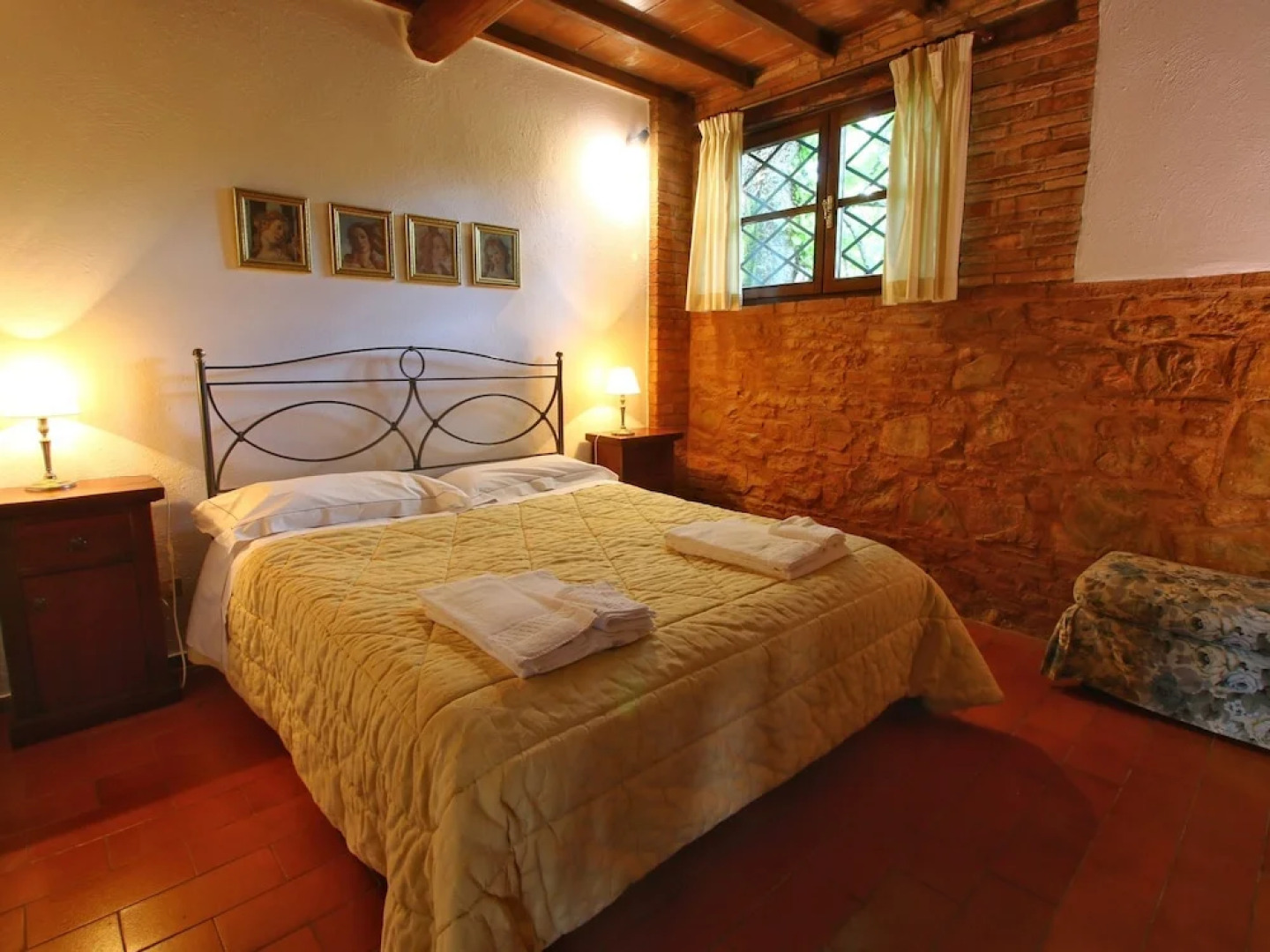 Spacious Apartment on an Estate From the 14th Century, Centrally Located in Tuscany