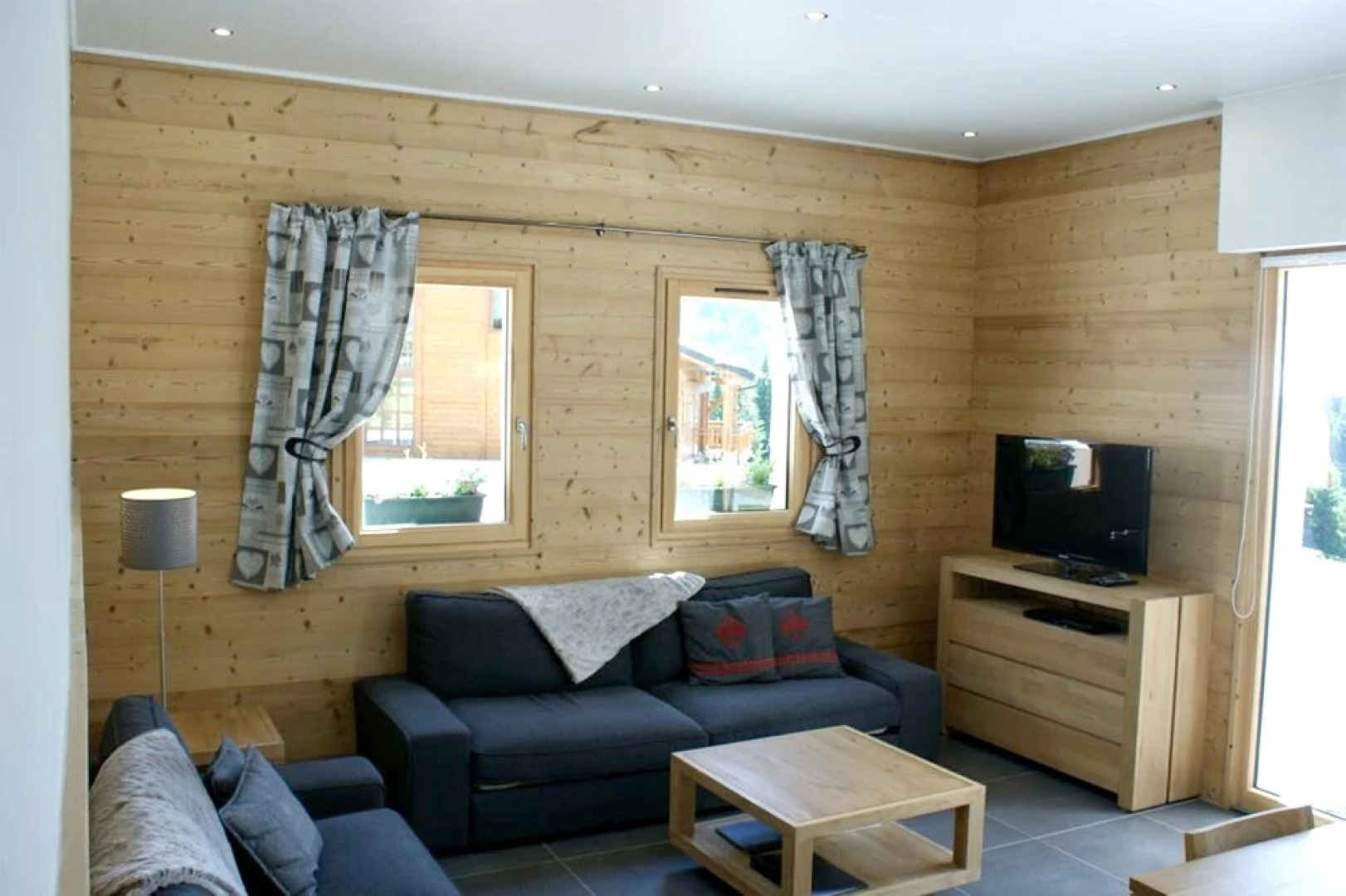 Apartment with 2 Bedrooms in Les Gets, with Wonderful Mountain View, Furnished Garden And Wifi - 50 M From the Slopes