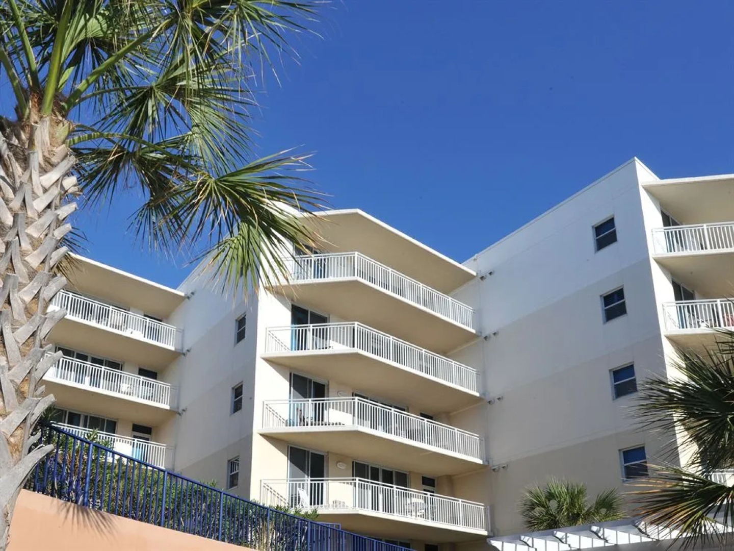 Waterscape Condominiums