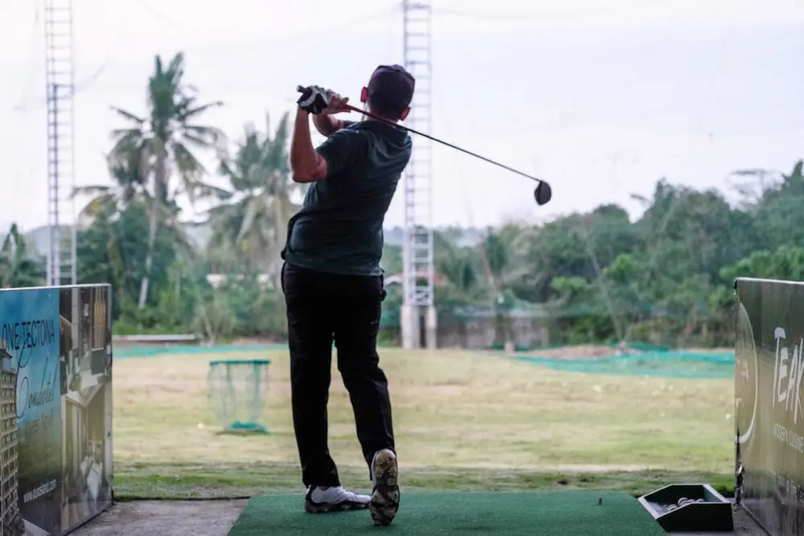 Cebu One Tectona Resort Hotel