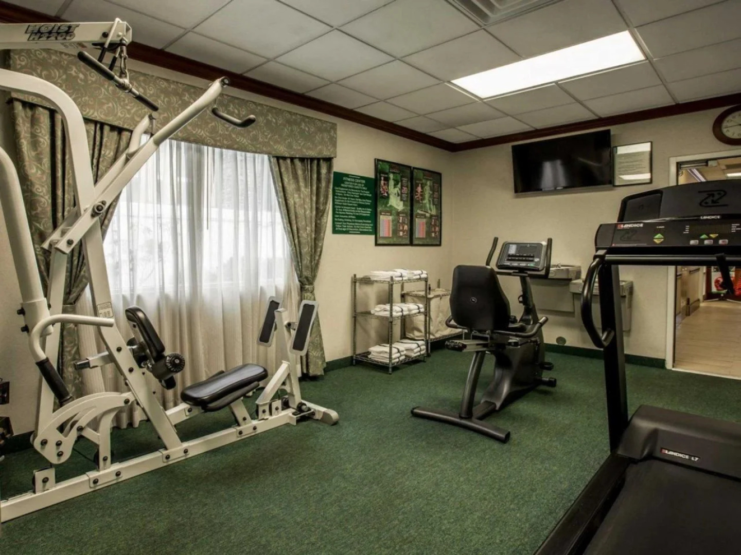 Quality Inn & Suites Biltmore East