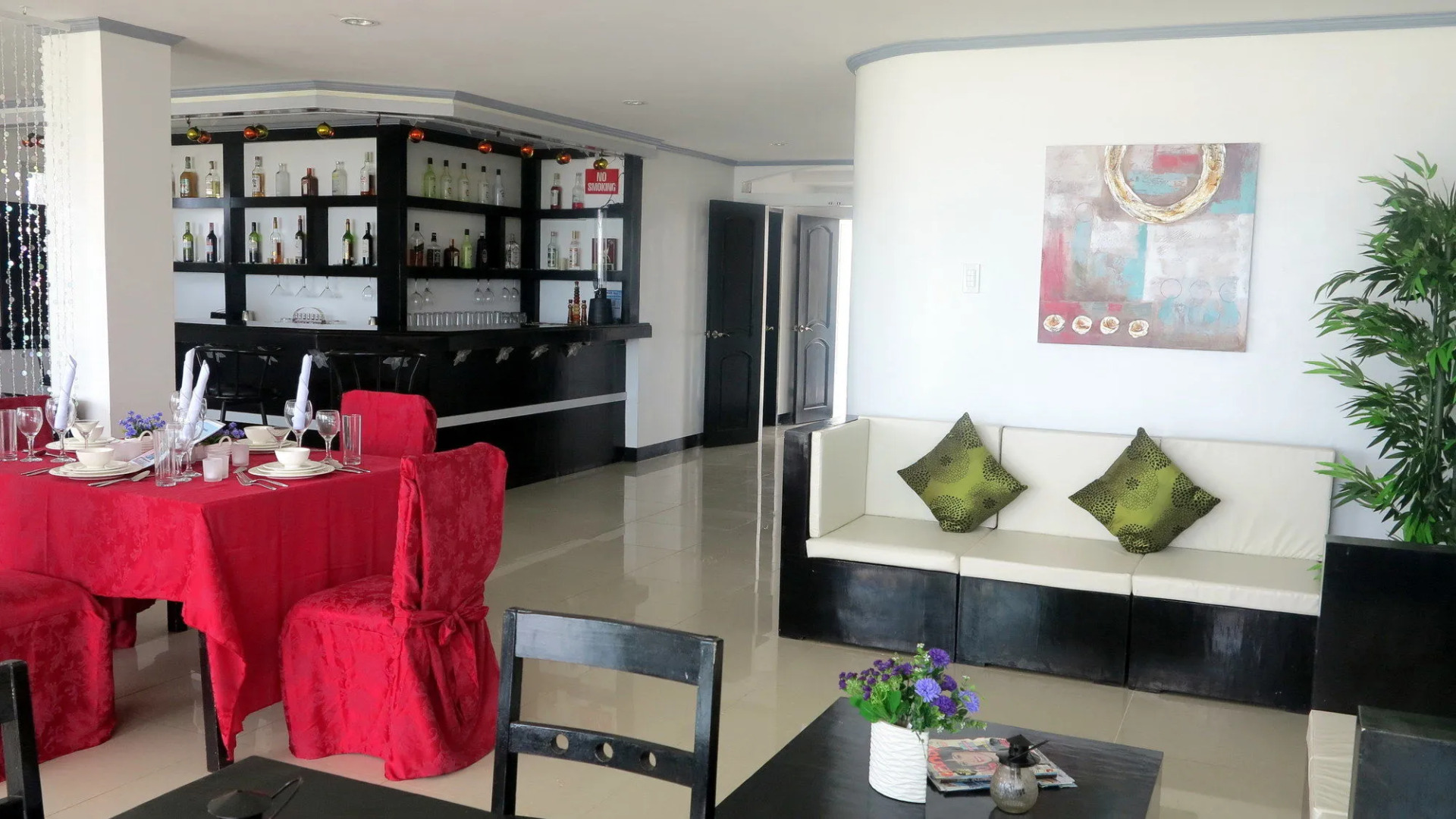 Bohol South Beach Hotel