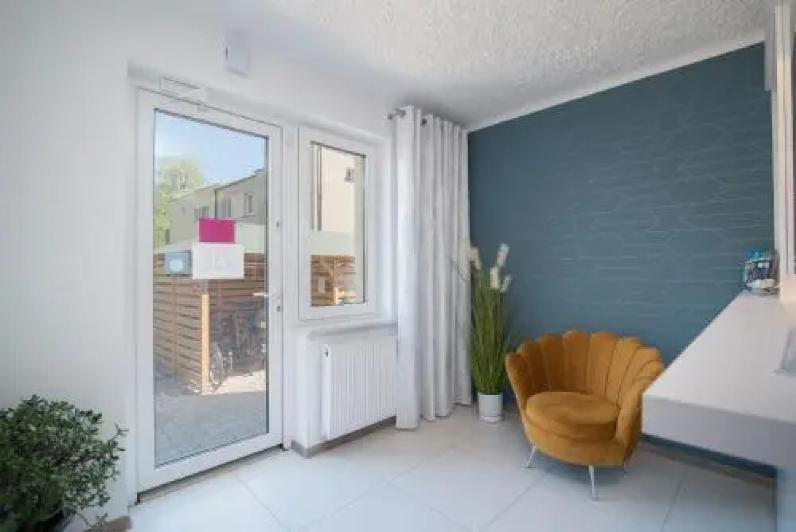 Pokoje Gościnne West