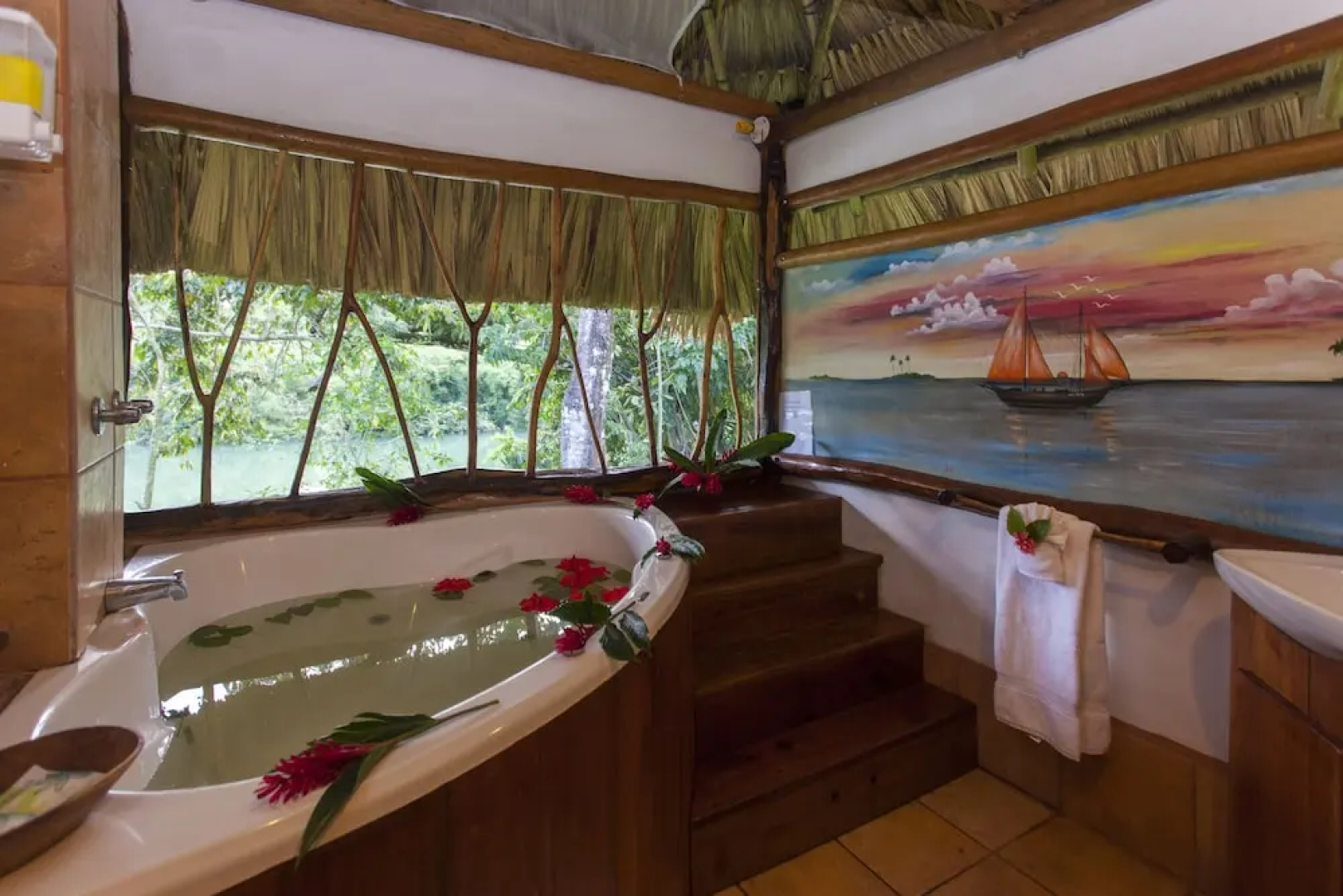 Cotton Tree Lodge