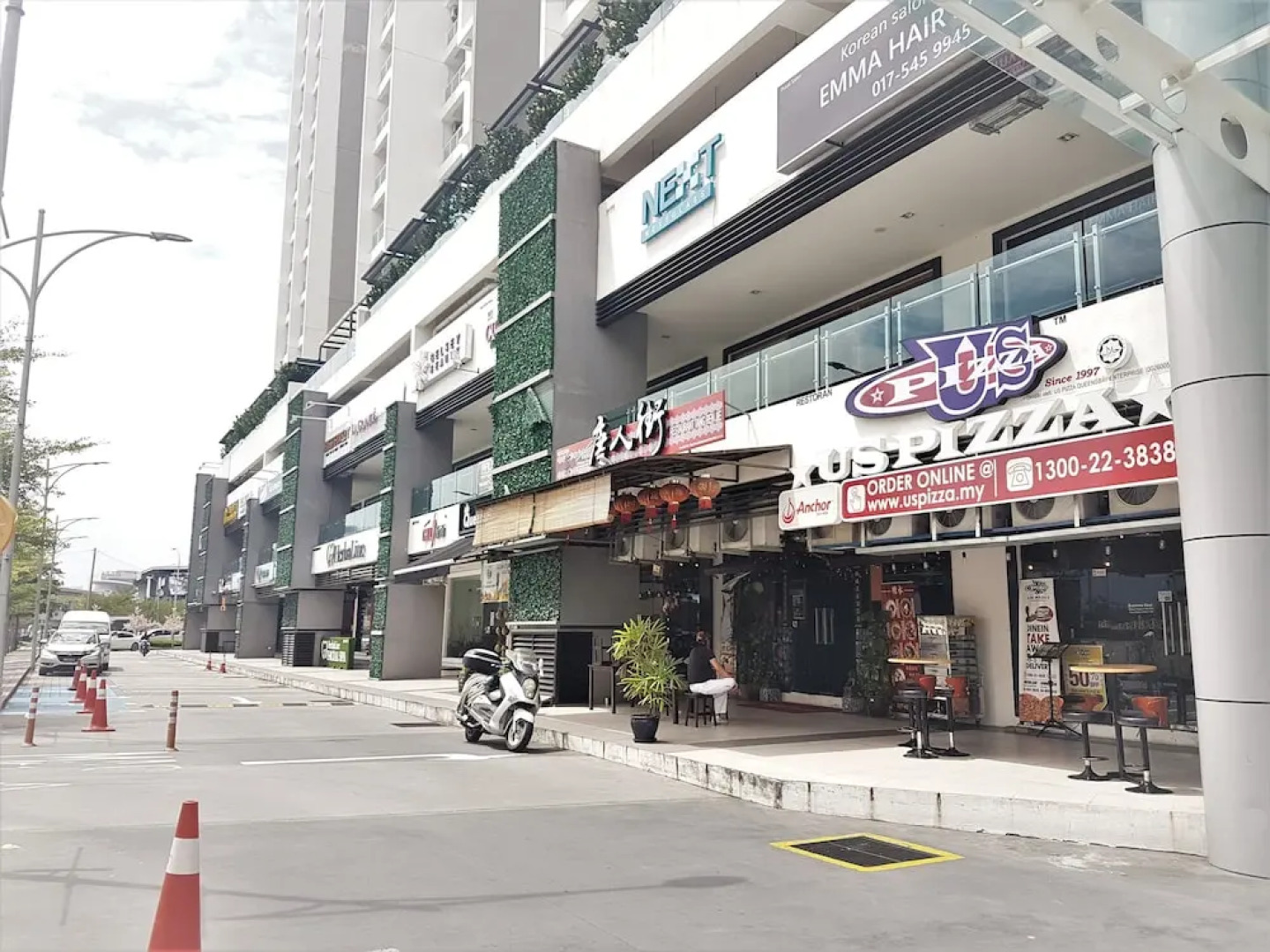 Summerton Luxury 4 Bedrooms Suite by D Imperio Homestay