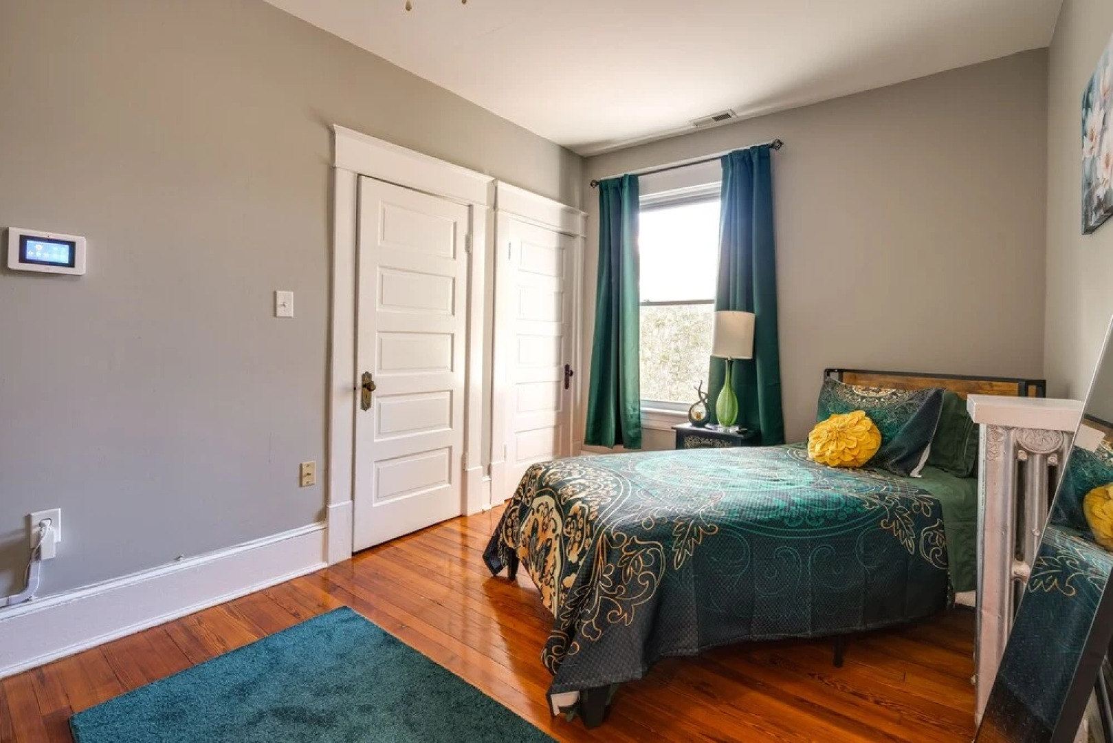 Cozy Roanoke Vacation Rental: 2 Mi to Downtown!