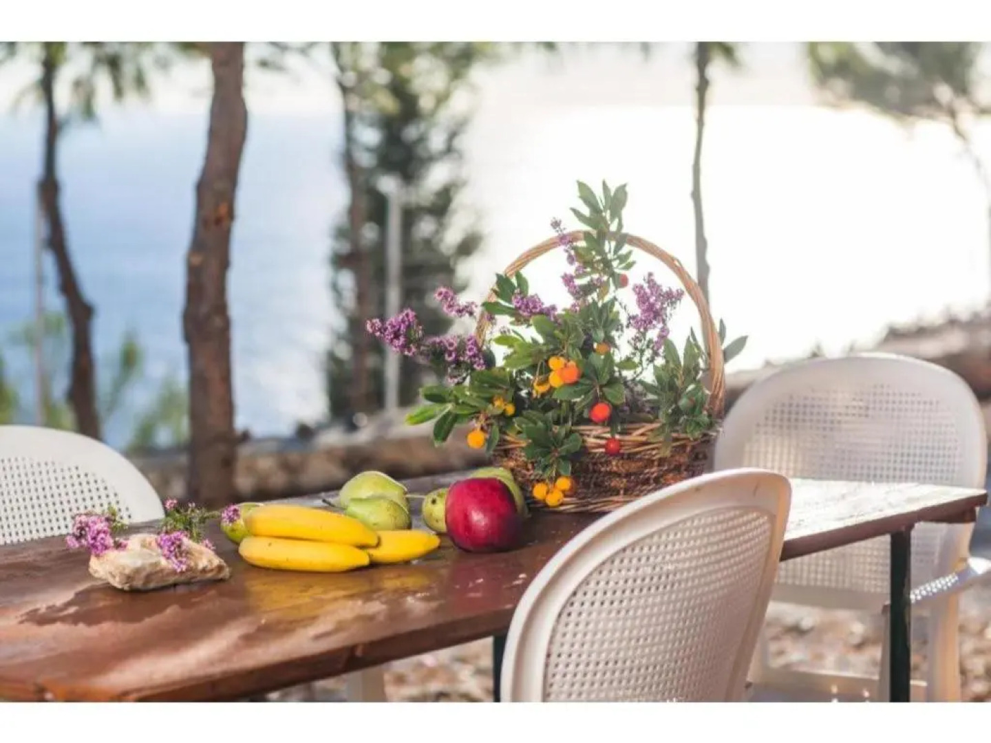 Lithahiro stone house