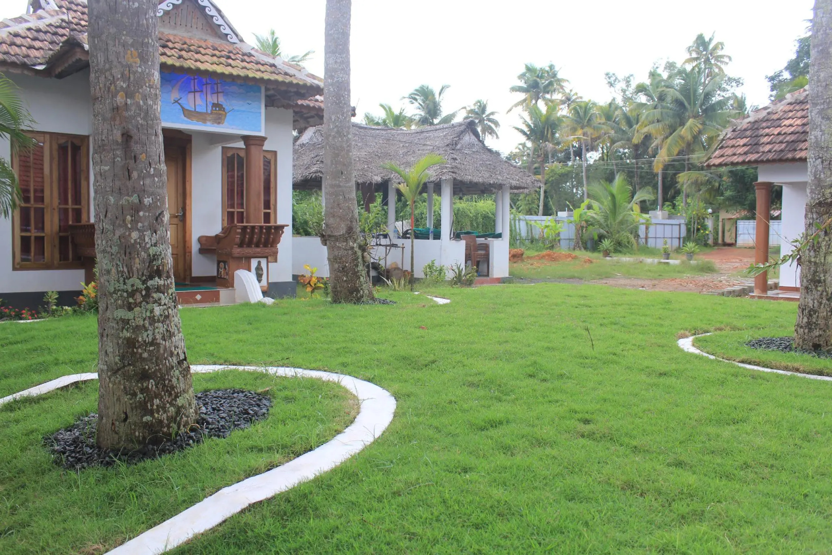 Breeze Backwater Homes - Homestay & Resort