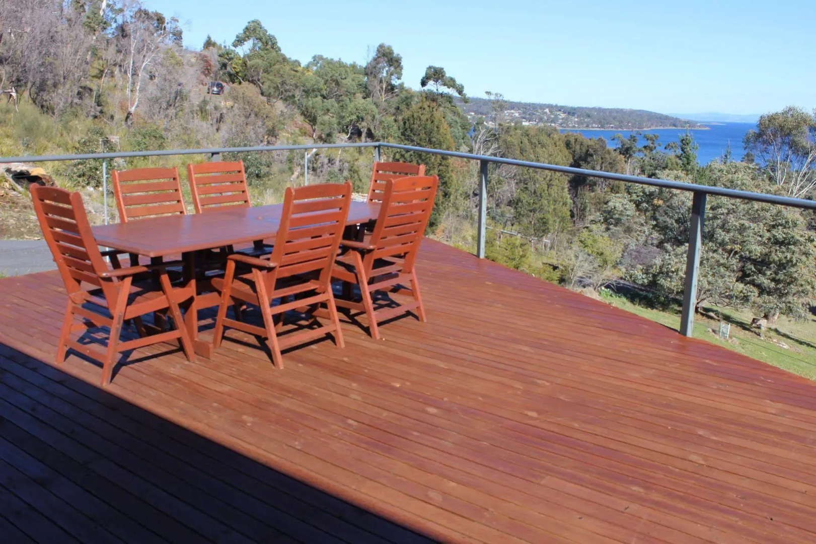 Storm Bay Guest House & Cottage