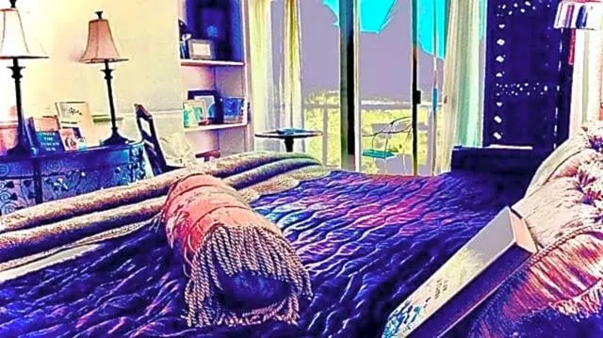 A Cayuga LakeFront Inn - Hotel Alt, Ithaca New York