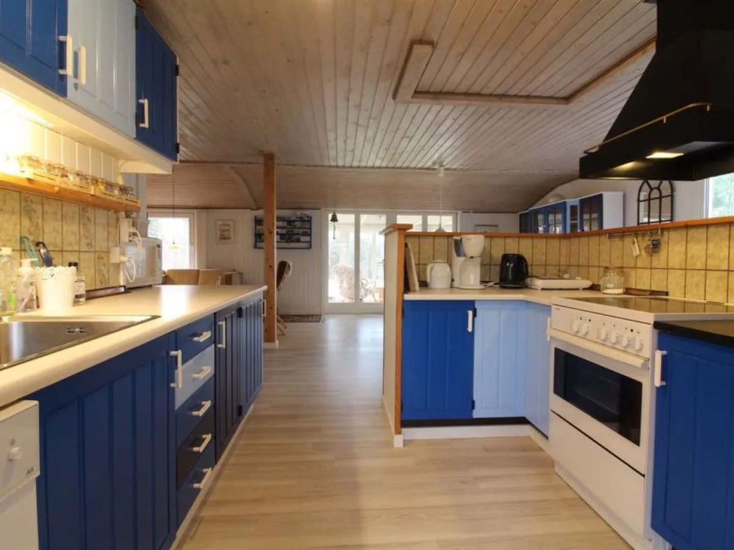 "Arnhild" - 750m from the sea in NE Jutland