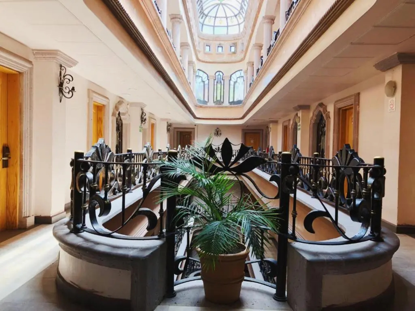 Hotel Casa de los Angeles