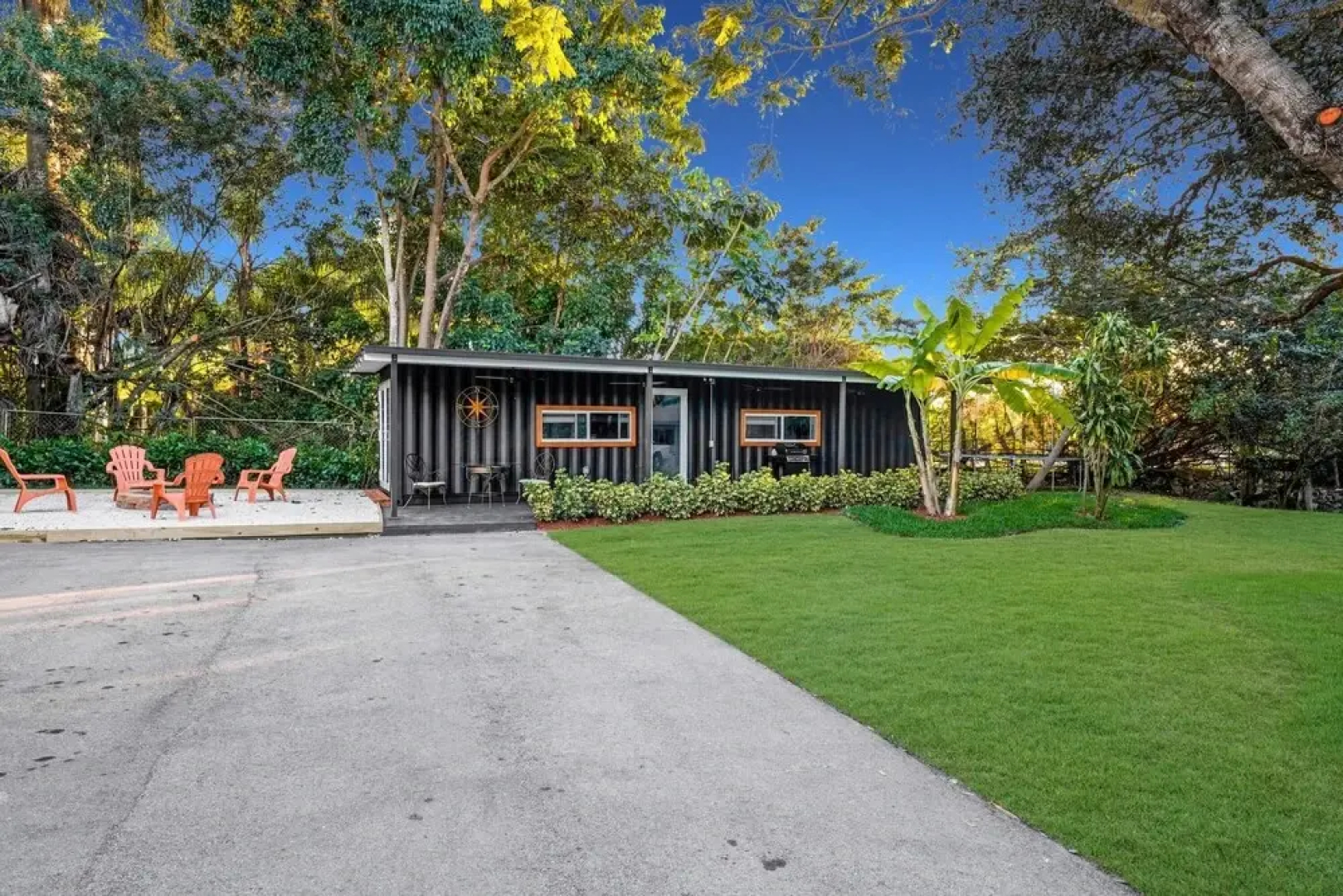 Southern Star Container Home on 3 Acres