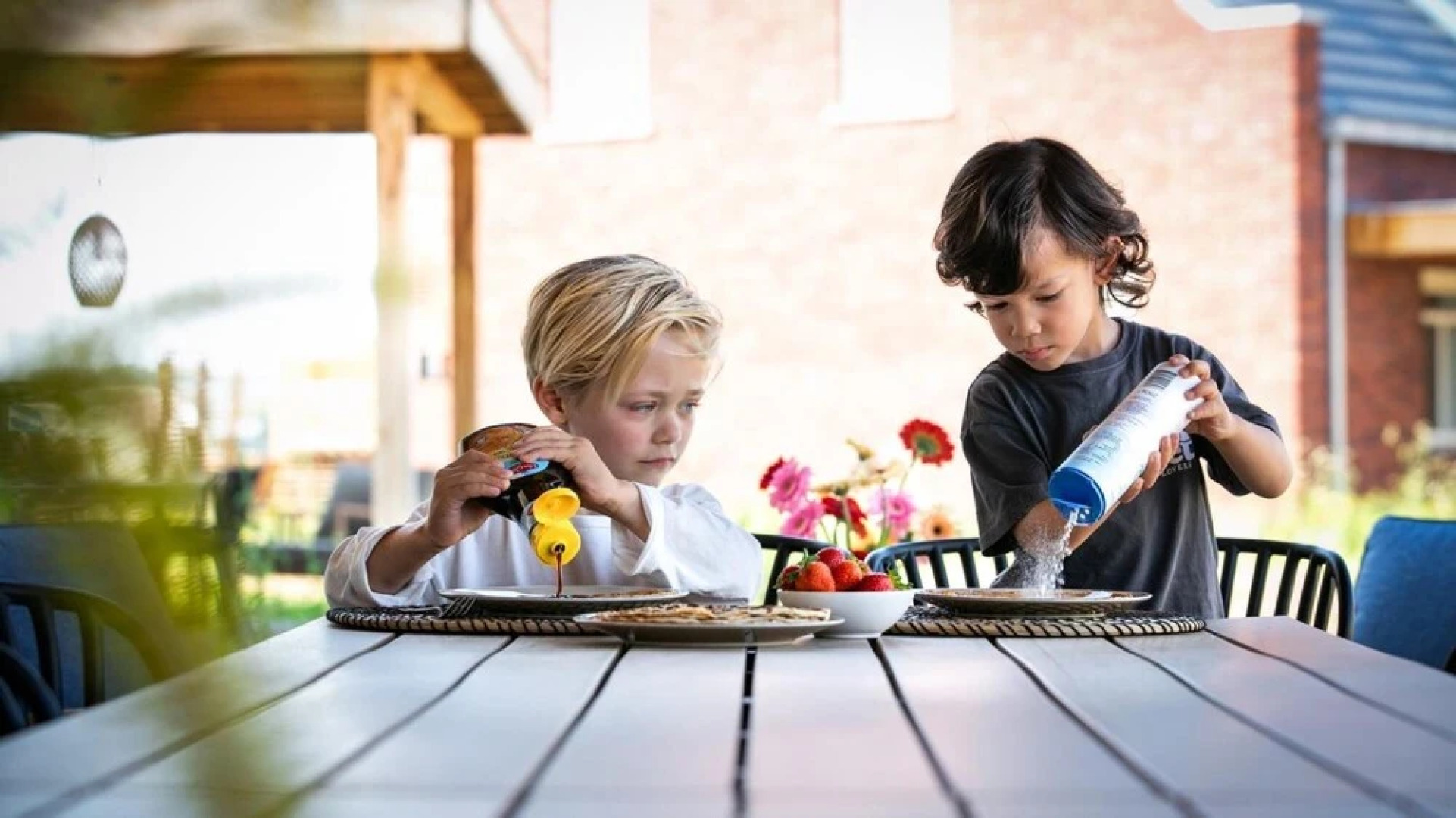 Luxe 4p in Thorn With 2 Bedrooms and 1 Bathrooms