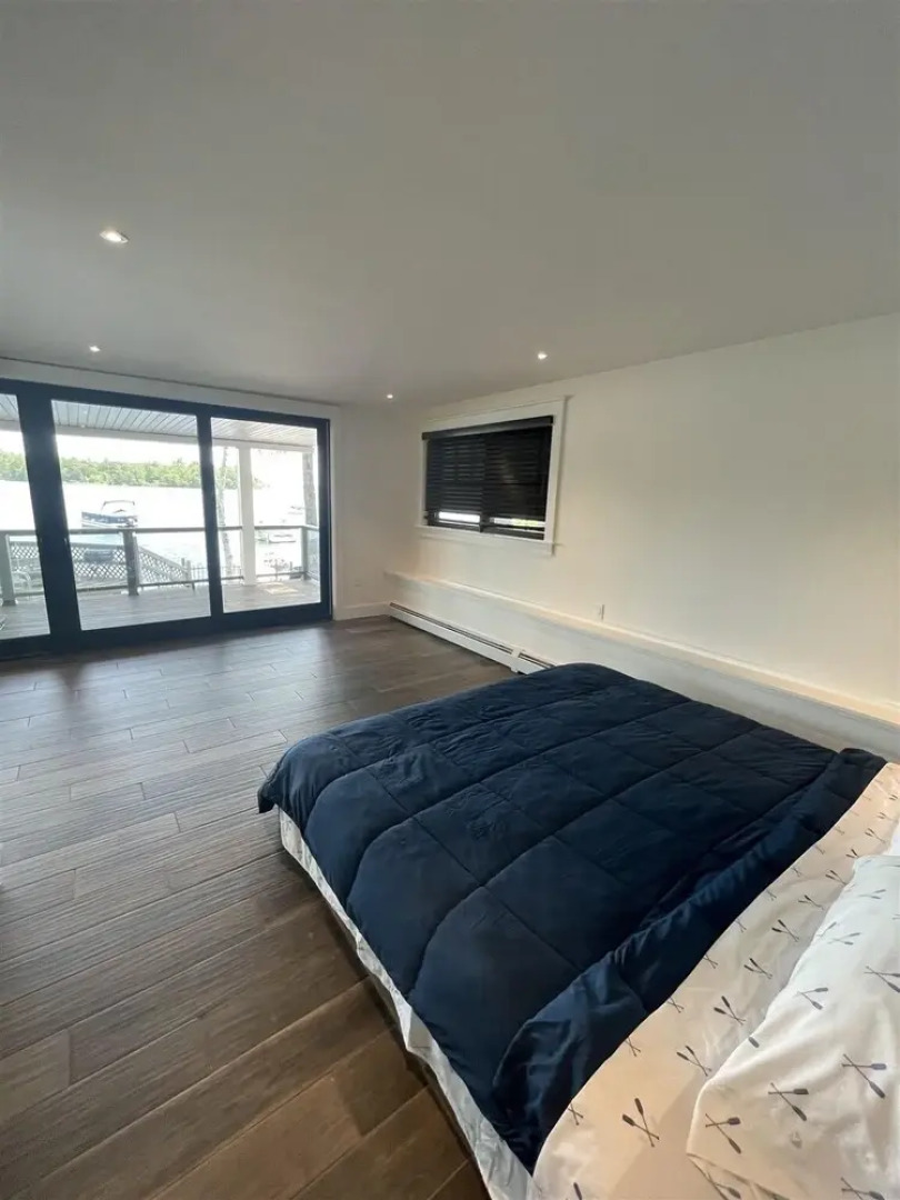 Overwater Views Limit 10 3 Bedroom Home by RedAwning