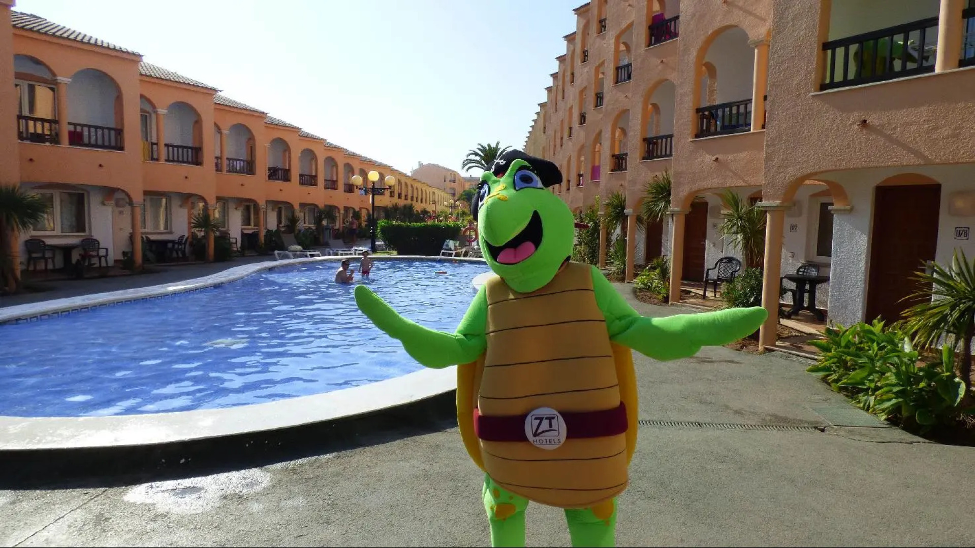 Apartamentos Turísticos Jardines del Plaza