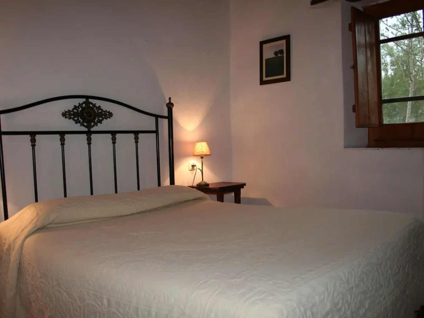 Rural Farmhouse in Valencia de Alcántara With Pool