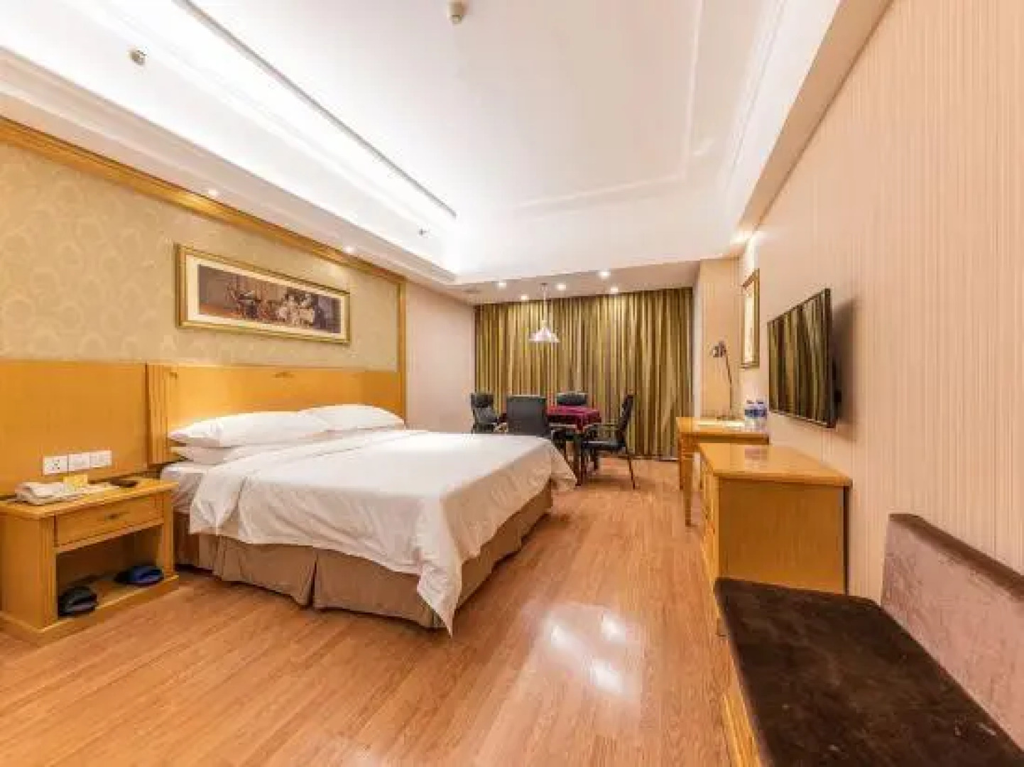 Vienna Hotel Yingcheng Hai Mountain Yingcheng