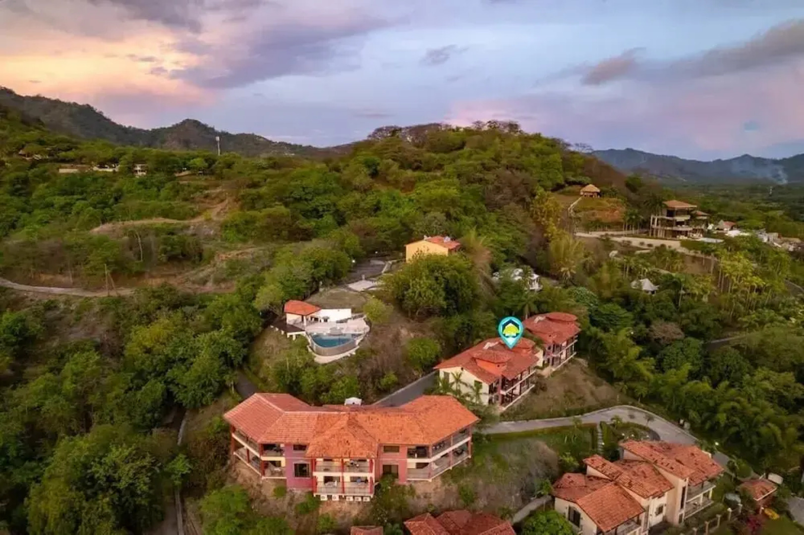 Stylish Villa with Brand-New Furniture, Panoramic Ocean Views, and Infinity Swimming Pool & Hot Tub